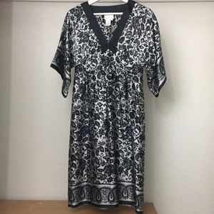Donna Morgan Asian inspired 100% silk dress size 4